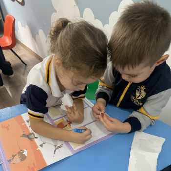 anuncios_-Aprendizaje-cooperativo-e1713917586287-1024x976